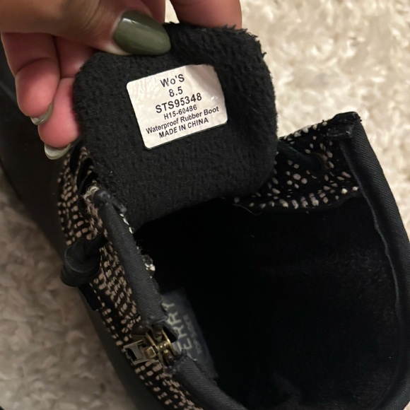 Sperry duck boot, size 8.5 - Picture 2 of 3